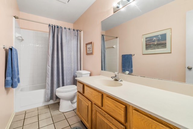 112 Cove Pt, Montgomery, TX 77356 - full bathroom with toilet, tile patterned floors, vanity, and shower / bath combo with shower curtain