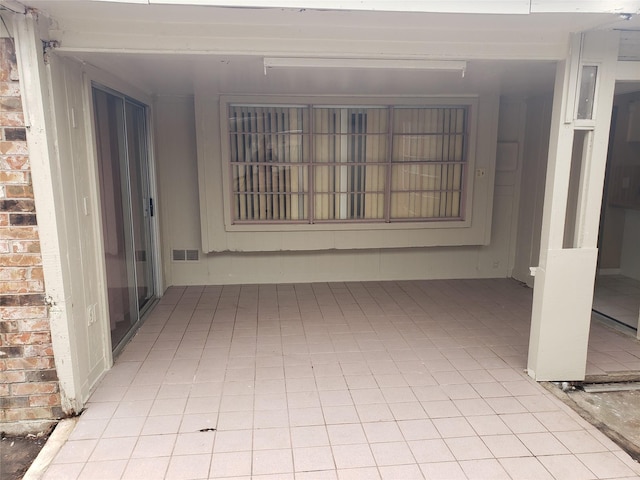 6662 Canyon Way Dr, Houston, TX 77086 - view of patio / terrace