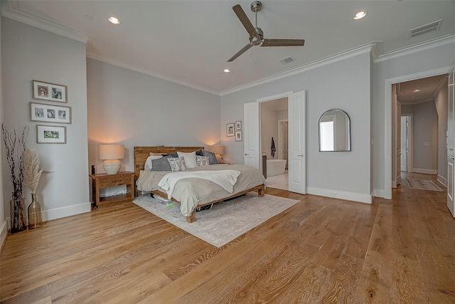 5213 Feagan St Unit H, Houston, TX 77007 - bedroom featuring crown molding, light wood-style flooring, recessed lighting, baseboards, and ceiling fan