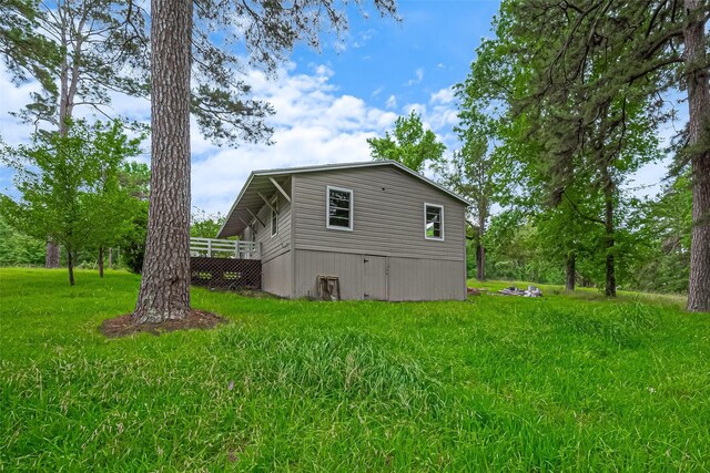 131 Holiday Blvd, Coldspring, TX 77331 - view of side of home