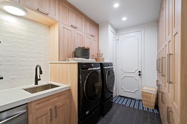 10 S Briar Hollow Ln Unit 30, Houston, TX 77027 - washroom featuring washer and dryer and recessed lighting
