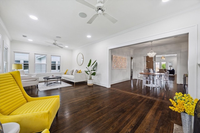 1130 Merrill St, Houston, TX 77009 - living area featuring a ceiling fan, hardwood / wood-style floors, crown molding, recessed lighting, and baseboards