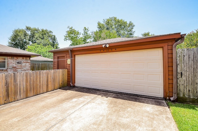 12023 Scottsdale Dr, Meadows Place, TX 77477 - view of garage