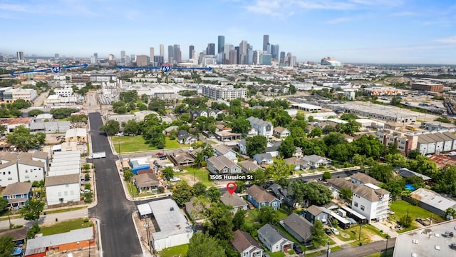1505 Hussion St, Houston, TX 77003 - aerial overview of property's location with skyline