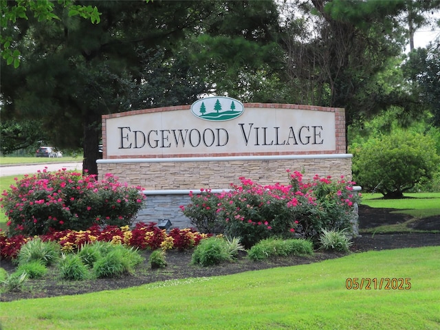 14726 Meadow Acre Trl, Houston, TX 77049 - view of community / neighborhood sign