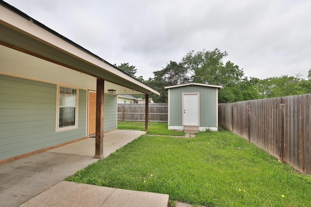 3000 Stevens Dr, Bryan, TX 77803 - view of yard with a patio