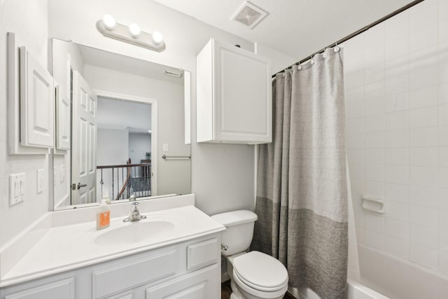 12106 Via Chianti Ct, Cypress, TX 77429 - full bathroom with toilet, vanity, and shower / tub combo