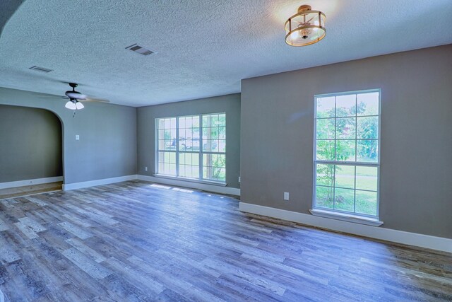 511 S Burnett Dr, Baytown, TX 77520 - photo 10