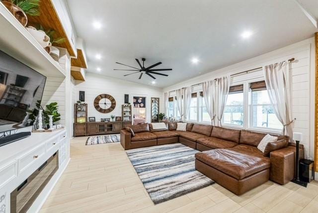 209 Horse Shoe Trl, Angleton, TX 77515 - living room with ceiling fan, vaulted ceiling, and recessed lighting