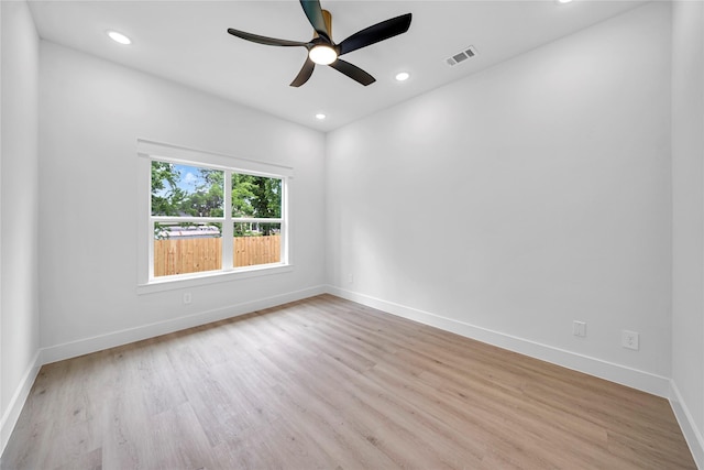 4902 Higgins St B, Unit A, Houston, TX 77033 - unfurnished room featuring light wood-style flooring, a ceiling fan, baseboards, and recessed lighting