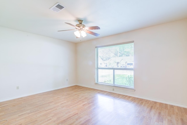 1708 Capstan Rd, Houston, TX 77062 - spare room featuring light wood finished floors, baseboards, and ceiling fan
