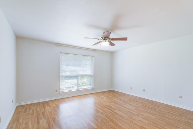 1708 Capstan Rd, Houston, TX 77062 - unfurnished room with light wood-style flooring, ceiling fan, and baseboards