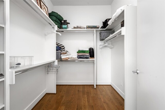 509 W Drew St, Houston, TX 77006 - walk in closet featuring wood finished floors
