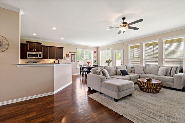 13102 Dover Bluff Dr, Rosharon, TX 77583 - photo 10