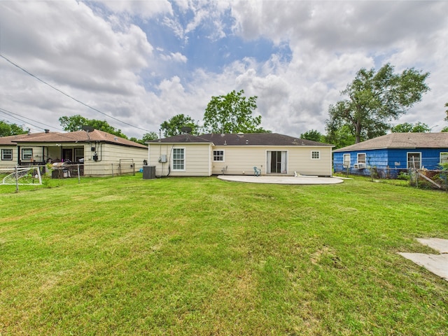 4927 Ward St, Houston, TX 77021 - rear view of house with a patio and central AC unit
