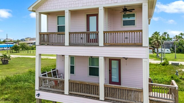 124 Jewel Dr, Crystal Beach, TX 77650 - photo 2