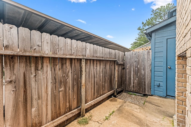 10001 Westpark Dr Unit 19, Houston, TX 77042 - view of patio