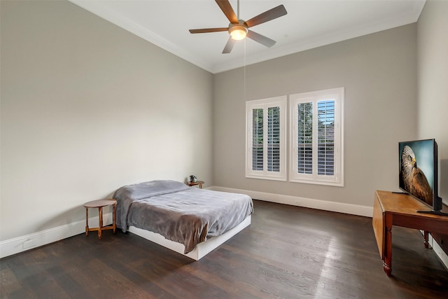 1518 Hillendahl Blvd, Houston, TX 77055 - bedroom with crown molding, baseboards, dark wood-style floors, and ceiling fan
