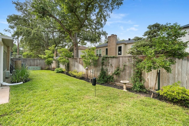 15726 Steamboat Ln, Houston, TX 77079 - view of yard