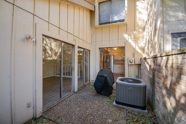 3206 Windchase Blvd Unit 471, Houston, TX 77082 - view of patio featuring cooling unit