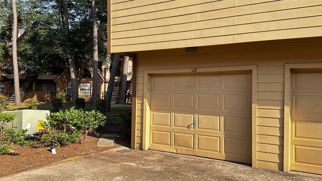 16800 Sugar Pine Dr Unit C21, Houston, TX 77090 - view of garage