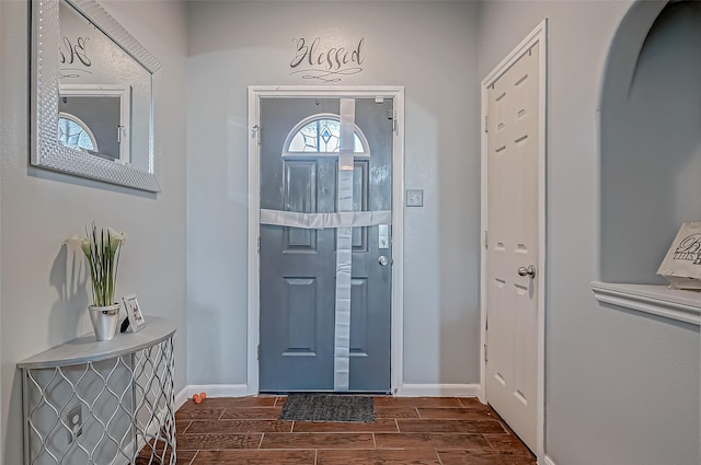 2827 Silver Charm, Houston, TX 77014 - entryway featuring baseboards and wood tiled floors