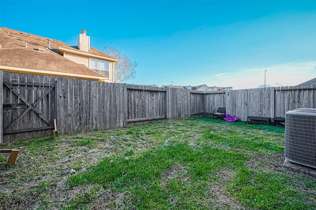2827 Silver Charm, Houston, TX 77014 - view of yard featuring central air condition unit