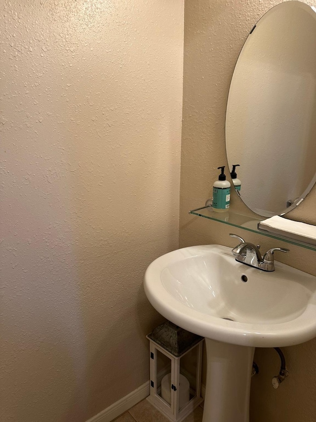 2924 Holly Hall St Unit 2924, Houston, TX 77054 - bathroom with tile patterned floors