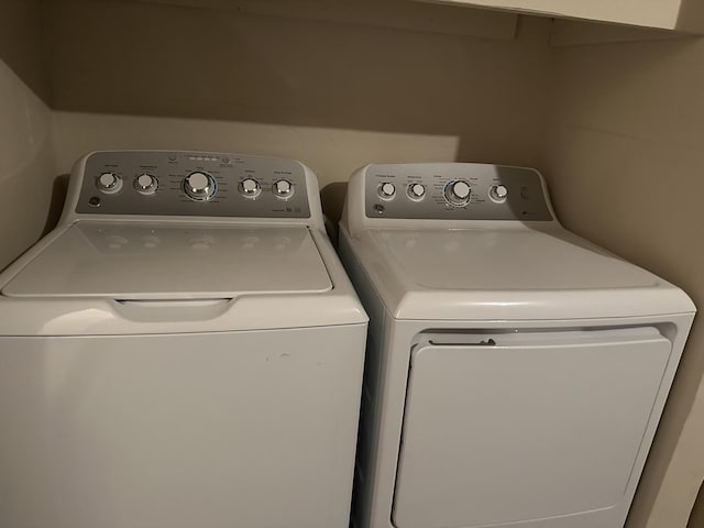 2924 Holly Hall St Unit 2924, Houston, TX 77054 - washroom with washing machine and clothes dryer