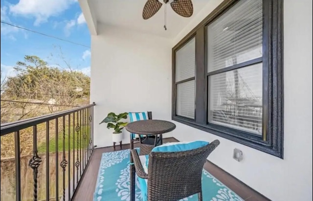 6617 Del Rio St Unit D, Houston, TX 77021 - balcony featuring ceiling fan