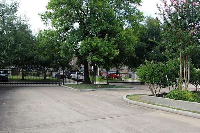 4444 Victory Dr Unit 1311, Houston, TX 77088 - photo 17