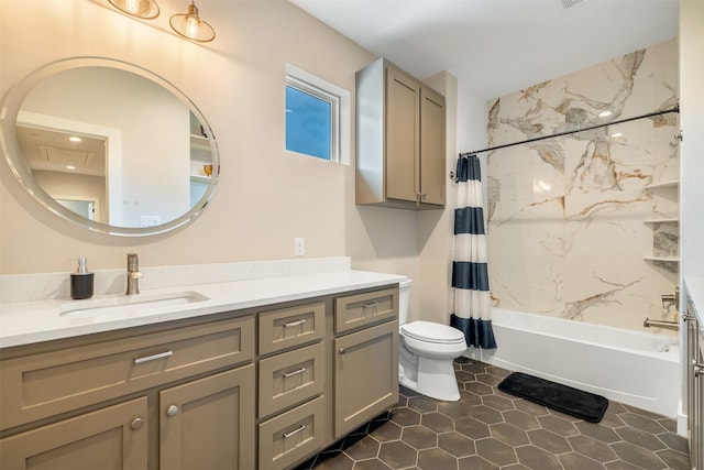 5292 Horseshoe Dr, Anderson, TX 77830 - bathroom featuring vanity, shower / bath combo with shower curtain, toilet, and tile patterned floors