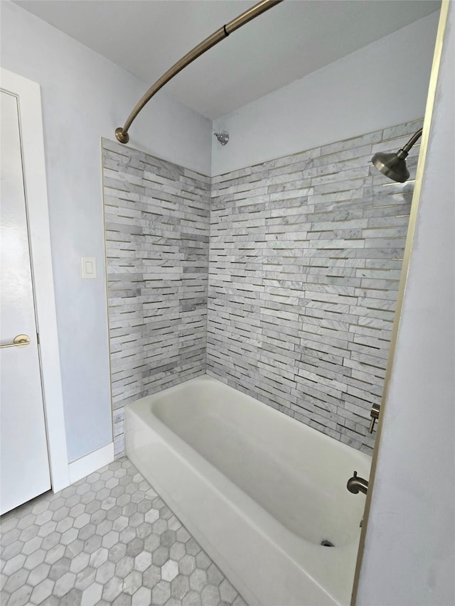 7700 Seawall Blvd Unit 409, Galveston, TX 77551 - full bath featuring shower / bathtub combination