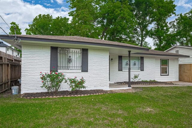 1029 Dolly Wright St, Houston, TX 77088 - view of front of house