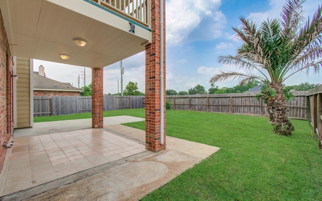 6018 Lamb Crk, Missouri City, TX 77459 - view of yard with a patio area