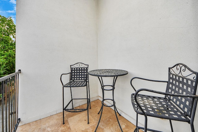 1544 W 23rd St Unit B, Houston, TX 77008 - view of balcony