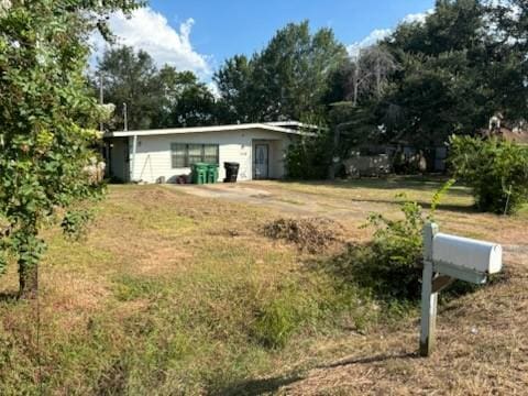 5518 Wyandott Blvd, Houston, TX 77040 - view of grassy yard