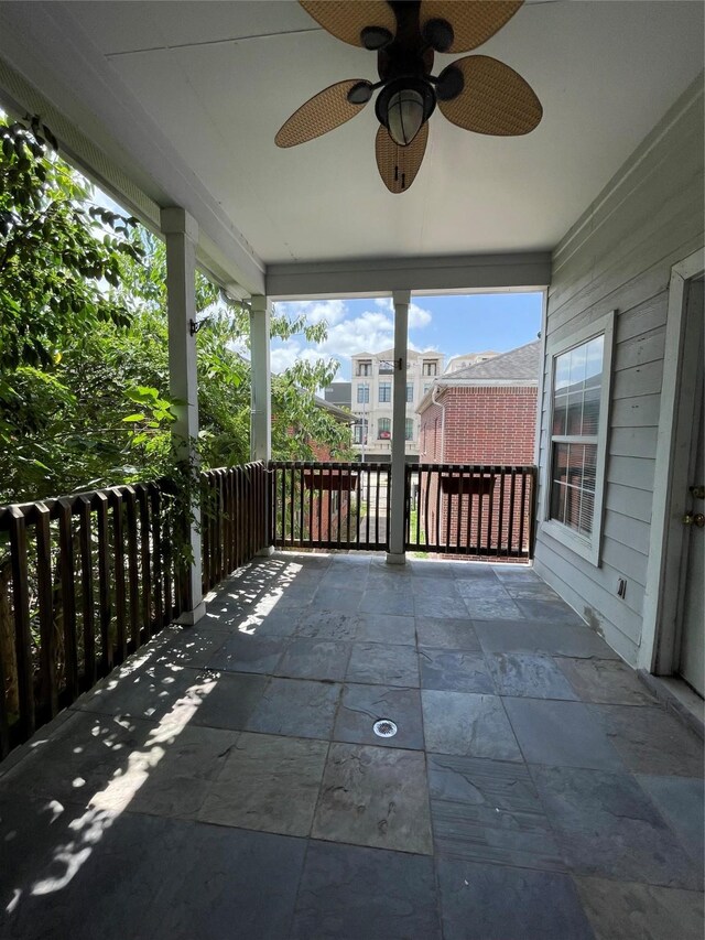 508 W Clay St, Houston, TX 77019 - view of patio with ceiling fan
