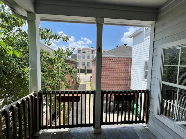 508 W Clay St, Houston, TX 77019 - view of balcony