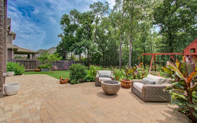 31297 New Forest Park Ln, Spring, TX 77386 - fenced backyard featuring a patio area