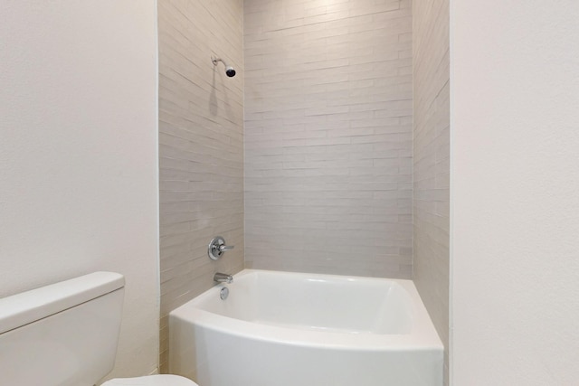 117 Keaau Ct, Bastrop, TX 78602 - bathroom featuring toilet and shower / bathtub combination
