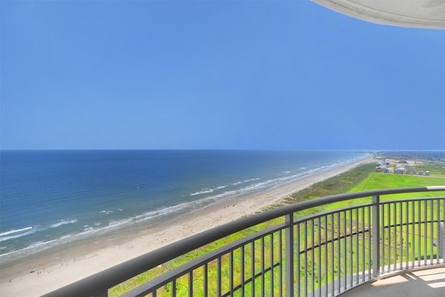 801 E Beach Dr Unit Tw2806, Galveston, TX 77550 - balcony featuring view of water and beach