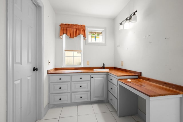13106 Lookout Mountain Ct, Houston, TX 77069 - bathroom featuring vanity and tile patterned flooring