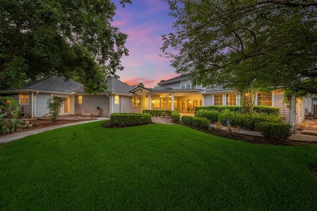 13106 Lookout Mountain Ct, Houston, TX 77069 - view of front facade featuring a yard