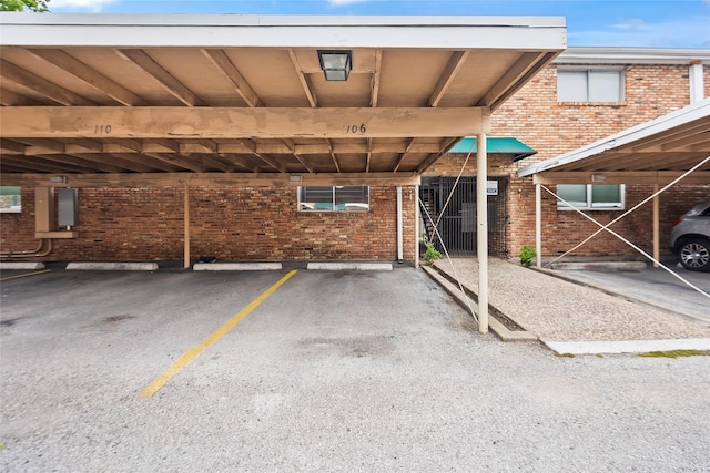 5353 Richmond Ave Unit 6, Houston, TX 77056 - view of covered parking lot