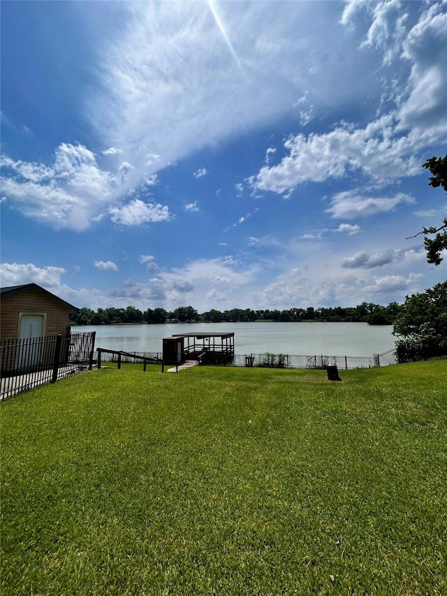 125 Mimosa Pt, Livingston, TX 77351 - view of yard featuring a water view