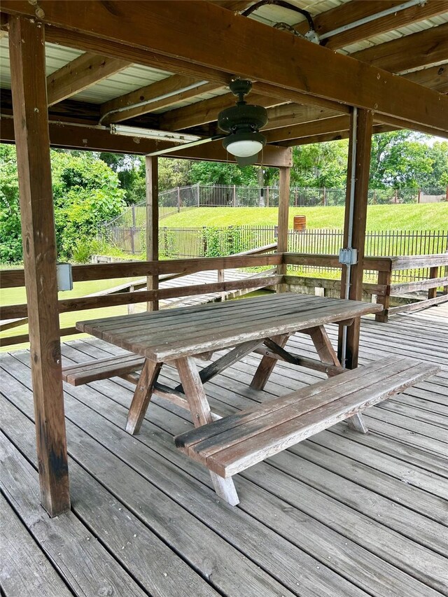 125 Mimosa Pt, Livingston, TX 77351 - wooden terrace with ceiling fan