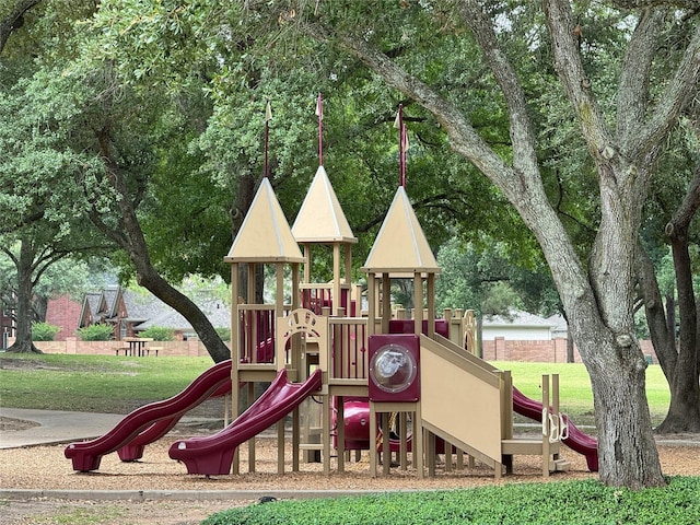 2807 Enchanted Landing Ct, Katy, TX 77494 - community play area featuring a lawn
