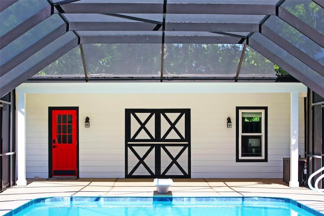 6803 Shady Ln, Richmond, TX 77406 - outdoor pool with a lanai and a patio