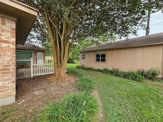 11902 25th St, Santa Fe, TX 77510 - view of yard